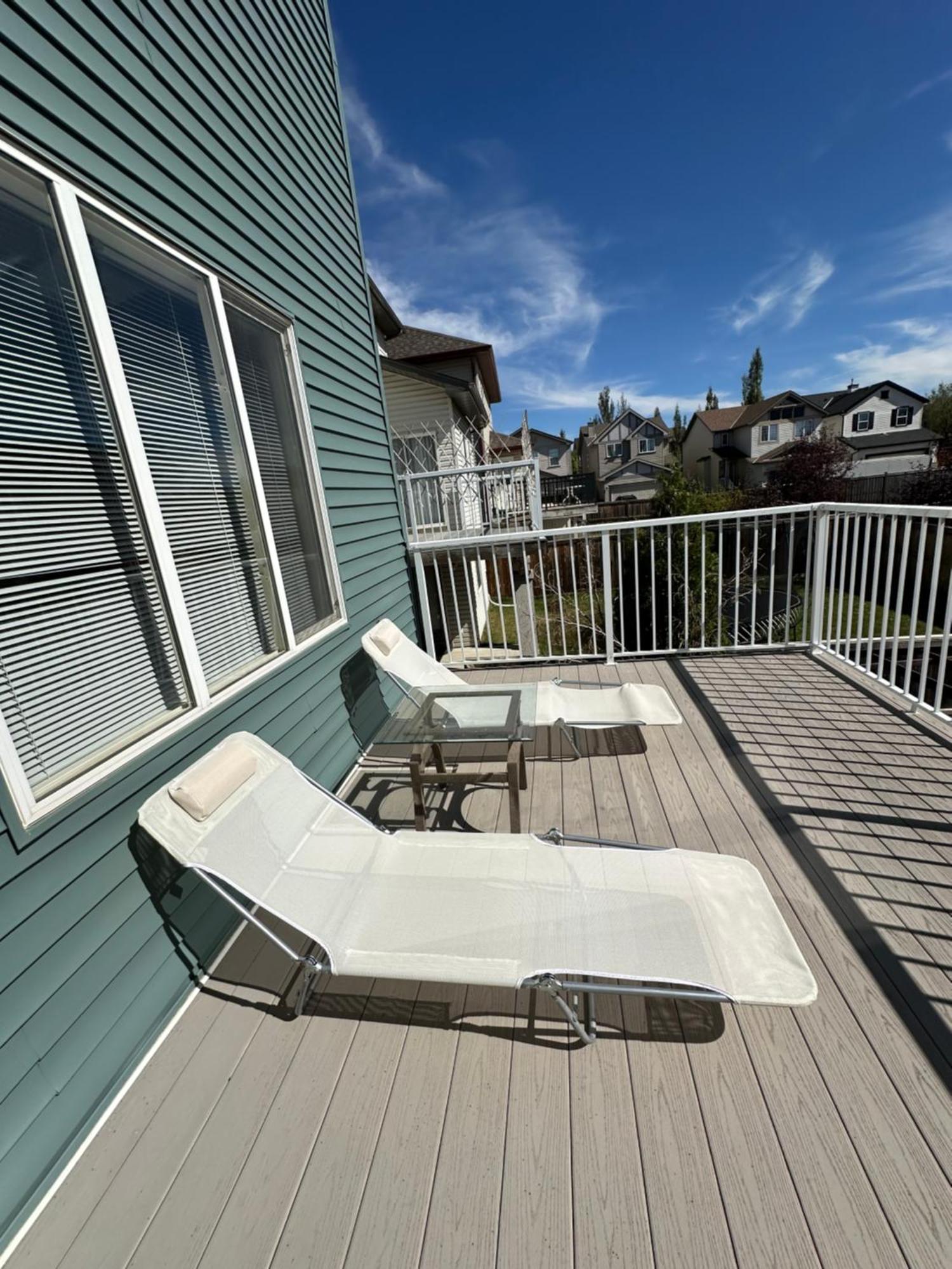 Family Games! 4Rooms 4 Beds Calgary Home Nw Bagian luar foto