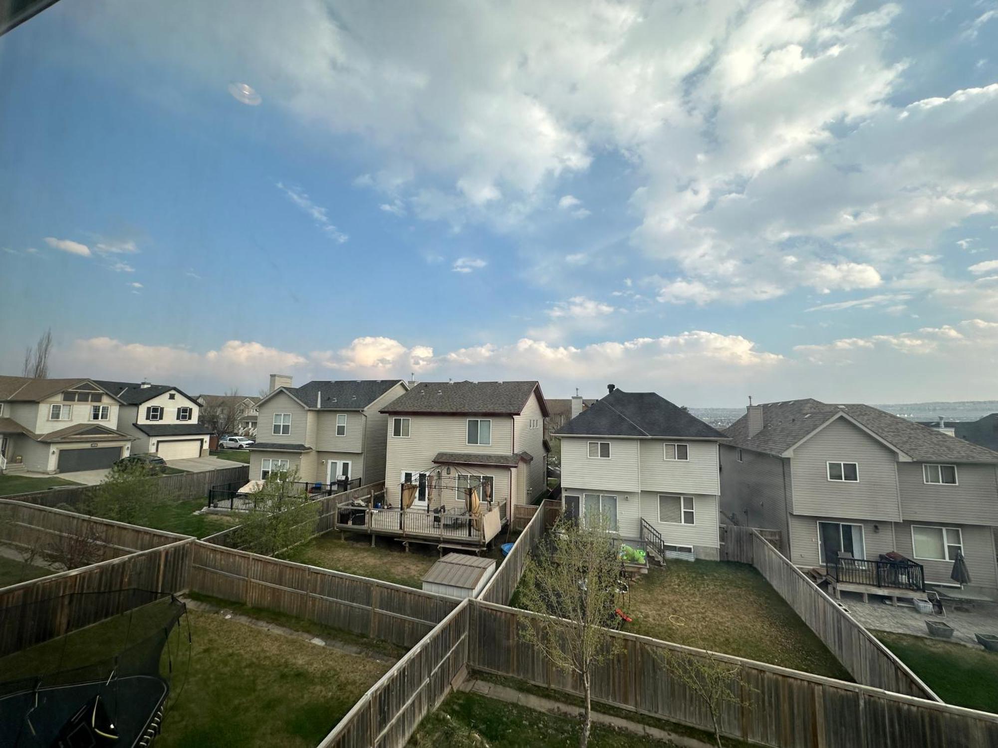 Family Games! 4Rooms 4 Beds Calgary Home Nw Bagian luar foto